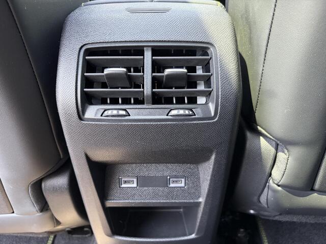 Peugeot 408 1.6 HYbrid GT 225 EAT8 First Edition FULL OPTION!| PANO| FOCAL AUDIO| MEMORY STOEL| 360 CAMERA| ADAPTIVE CRUISE CONTROL| STOEL + STUURVERWARMING| ELEKTRISCHE ACHTERKLEP| RIJKLAAR GELEVERD INCL. 12 MND BOVAG GARANTIE