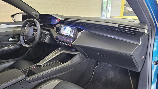Peugeot 408 1.6 HYbrid GT 180