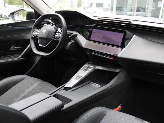 Peugeot 408 1.2T Allure Pack 130 EAT8 Automaat | Camera/Navi/Stoel&Stuurverwarming