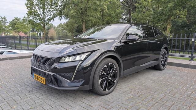 Peugeot 408 1.2 Hybrid 145 e-DCS6 Allure | Navi | Camera | PDC | Leer | Climate Control