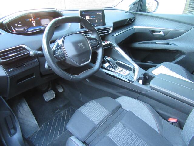 Peugeot 5008 1.2 PureTech Allure 7 pers | Park V+A | automaat
