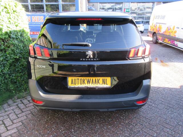 Peugeot 5008 1.2 PureTech Allure 7 pers | Park V+A | automaat