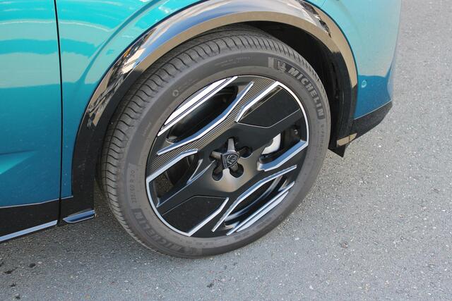 Peugeot 5008 e-5008 GT 73 kWh 7-Persoons / Alcantra
