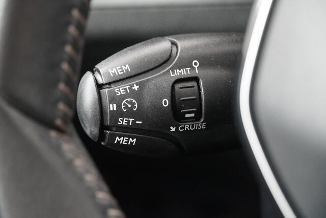 Peugeot 5008 BWJ 2020 1.2 PureTech 131 PK Blue Lease Executive Avantage AUTOMAAT / 7 PER / APPLE CARPLAY / ANDROID AUTO / NAVI / CLIMA / CRUISE / CAMERA / PARKEERSENSOREN / LMV