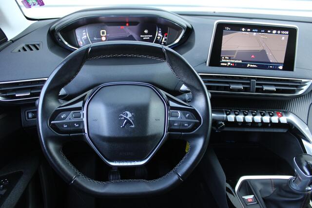Peugeot 5008 1.2 PureTech Blue Lease Executive | Navi | Airco | 7 zits | Cruise | Camera | 17" LM |