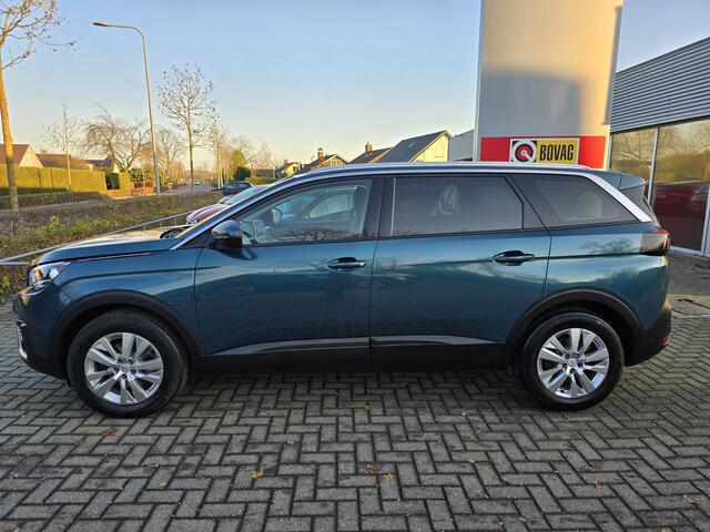 Peugeot 5008 1.2 PureTech Active / NWE Motor / 7 Persoons / Carplay / Trekhaak