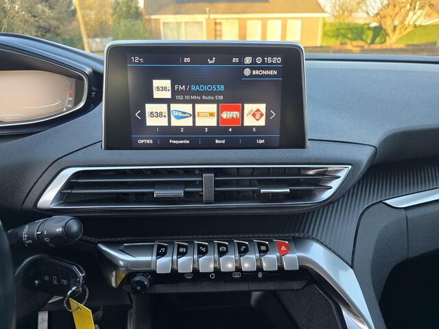 Peugeot 5008 1.2 PureTech Active / NWE Motor / 7 Persoons / Carplay / Trekhaak