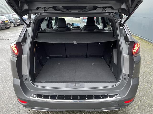 Peugeot 5008 130pk GT (Camera - Stoelverwarming - Keyless Entry - Parkeersensoren V+A - Two Tone)