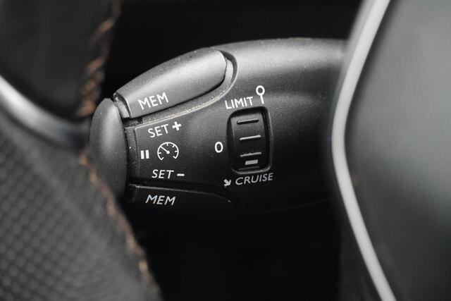 Peugeot 5008 BWJ 2019 / 131 PK 1.2 PT GT-Line 7P | CLIMA | PANO | TREKHAAK | NAVI | 360 CAMERA | CARPLAY | PRIVACY GLASS