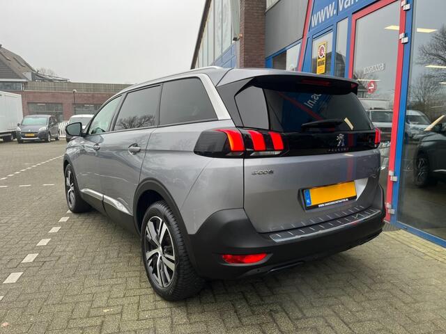 Peugeot 5008 1.2 130pk 7-Persoons Navi Carplay Panodak Led Airco(ECC)