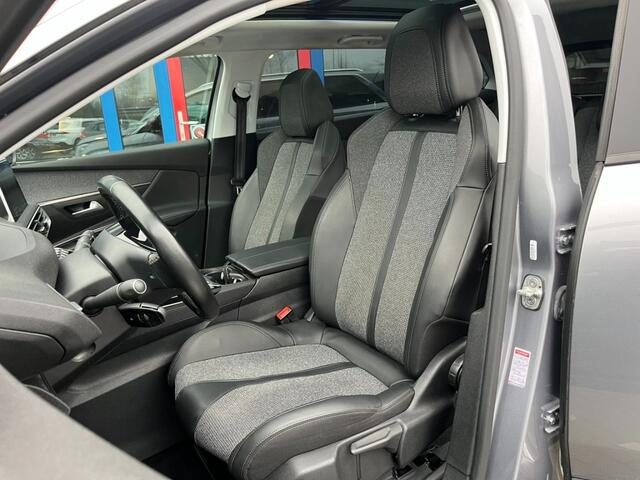 Peugeot 5008 1.2 130pk 7-Persoons Navi Carplay Panodak Led Airco(ECC)