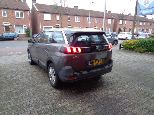 Peugeot 5008 1.2 PT BL. EXECUTIVE