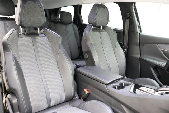 Peugeot 5008 1.2 PureTech 130pk Allure Pack Business |Automaat |7 zitplaatsen |Achteruitrijcamera |Keyles |Dode hoekbewaking
