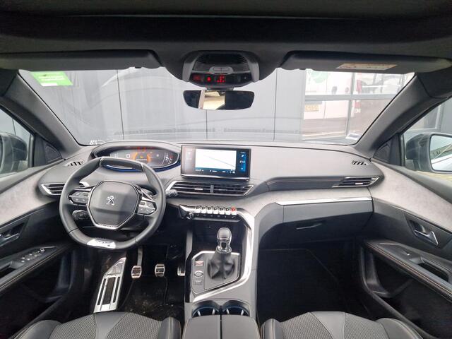 Peugeot 5008 1.2 Turbo GT | VERWACHT | Panoramadak | Navigatie | Achteruitrijcamera | Digitale cockpit