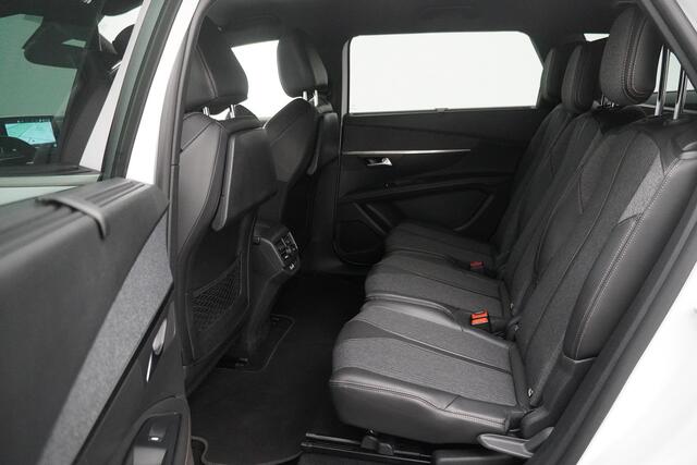 Peugeot 5008 BWJ 2018 131 PK 1.2 GT-Line 7 PERS. APPLE CARPLAY / ANDROID AUTO / CLIMA / NAVI / CRUISE / PDC / 19'' LMV / HALF LEDER / PRIV.GLAS / SPORTSTOELEN