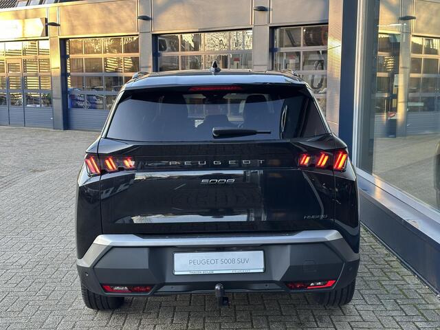 Peugeot 5008 1.2 Hybrid 136 Allure | Pack Vision | 360-graden Camera | Trekhaak 1200 KG | AGR Stoelen | Adaptieve Cruise Control | Full-Led Koplampen | 7-Persoons | Stoelverwarming | Pack Navigatie |