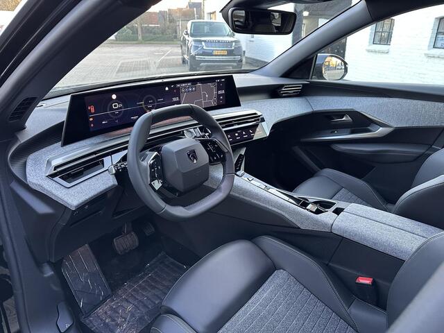 Peugeot 5008 1.2 Hybrid 136 Allure | Pack Vision | 360-graden Camera | Trekhaak 1200 KG | AGR Stoelen | Adaptieve Cruise Control | Full-Led Koplampen | 7-Persoons | Stoelverwarming | Pack Navigatie |