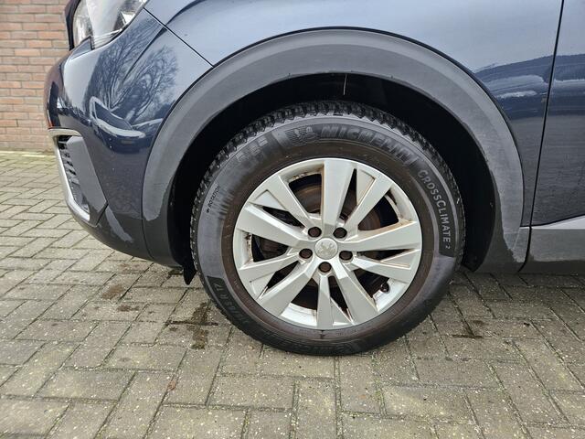 Peugeot 5008 1.2 PureTech Blue Lease Executive 7P (motor probleem)