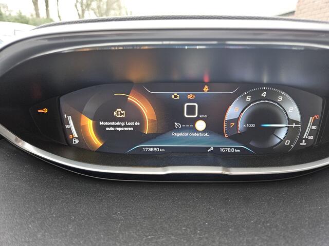 Peugeot 5008 1.2 PureTech Blue Lease Executive 7P (motor probleem)