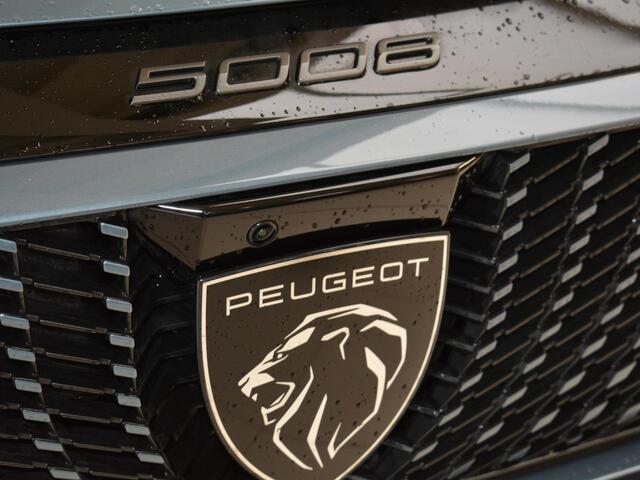 Peugeot 5008 1.2 Hybrid 136 Allure | 360 vision & Drive Assist Pack | Panoramic navigation Pack |