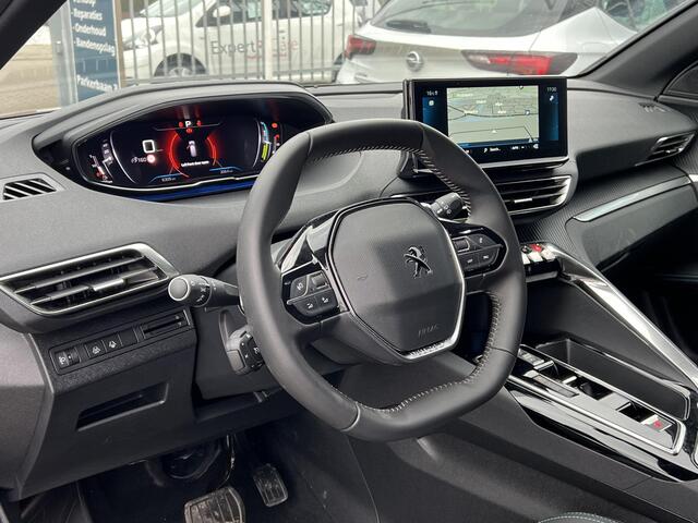 Peugeot 5008 1.2 Hybrid 136 Allure 7Pers | ACC | Navi | Clima | PDC | ( Vestiging - Nieuwegein )