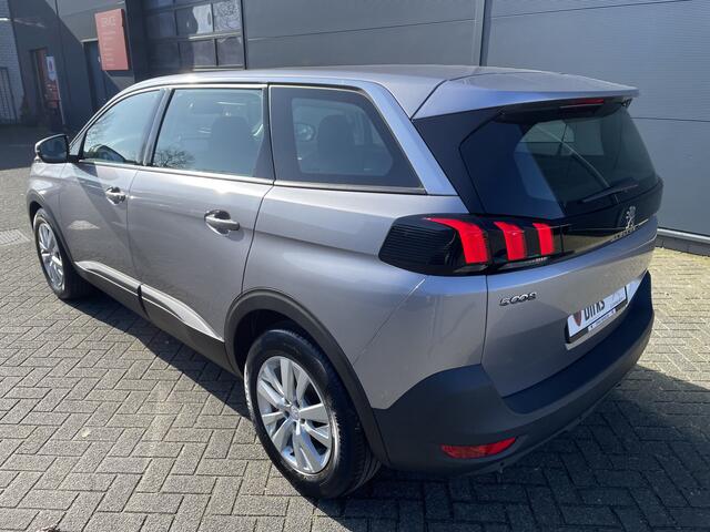 Peugeot 5008 130pk Avantage (Camera - Navigatie - Parkeersensoren - Automatische Airco - Apple carplay)