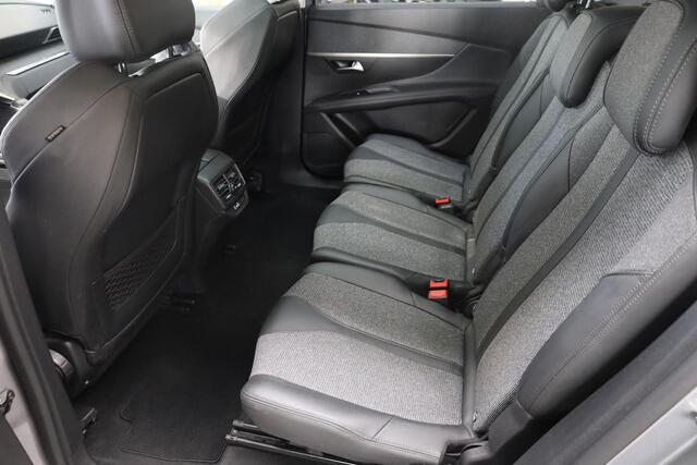 Peugeot 5008 1.2 PureTech Allure 7-PERSOONS! CAMERA i-COCKPIT OPEN-DAK CARPLAY DAB NAVI ELEK-ACHTERKLEP 18"LMV LANE-ASSIST ENZ!