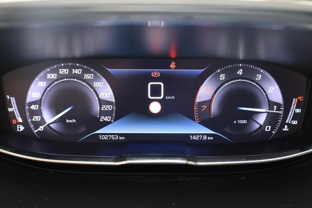 Peugeot 5008 1.2 PureTech Allure 7-PERSOONS! CAMERA i-COCKPIT OPEN-DAK CARPLAY DAB NAVI ELEK-ACHTERKLEP 18"LMV LANE-ASSIST ENZ!