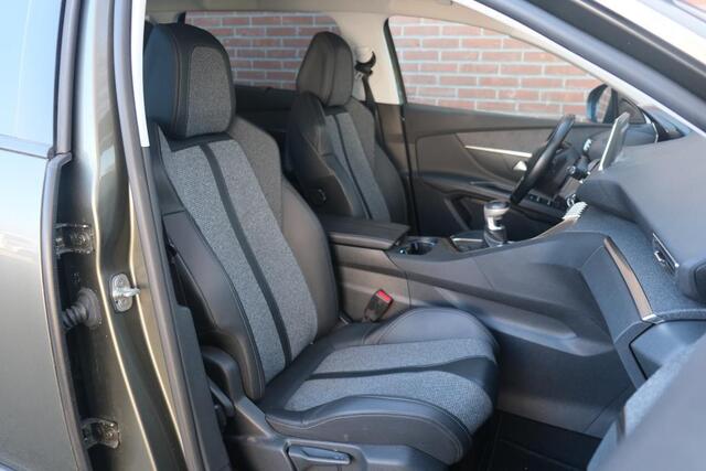 Peugeot 5008 1.2 PureTech 130pk Allure | Navi | Climate | Cruise | Camera | 19" velgen