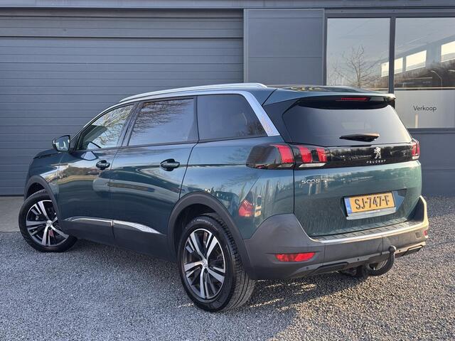 Peugeot 5008 1.2 PureTech Allure 7 Persoons,Automaat,Trekhaak,Pano,Navi,Stoelverwarming,Clima,Cruise,131pk,Halfleder,Pdc V+A,Lmv 18'',Apk tot 10-2025