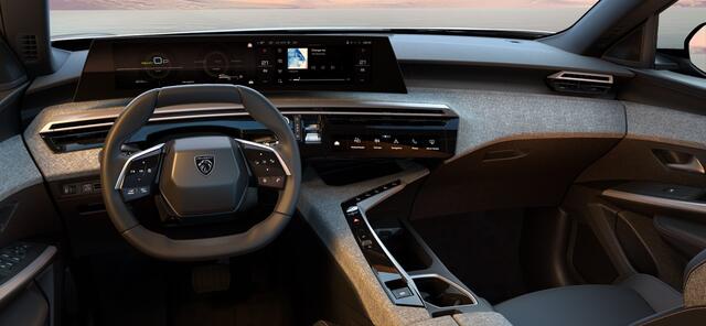 Peugeot 5008 1.2 Hybrid 136 Allure 7 zitplaatsen | Panoramic Navigation Pack | Drive assist Pack