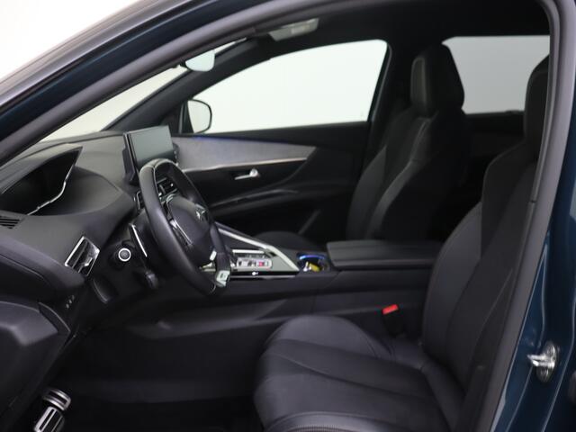 Peugeot 5008 1.2 PureTech 130pk GT Automaat | Black Pack | Stoelverwarming | Electrische achterklep | All Season Banden
