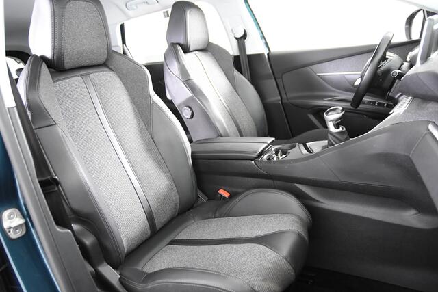 Peugeot 5008 1.2 PureTech Allure*1ste Eigenaar*7-zits*Trekhaak*Leer