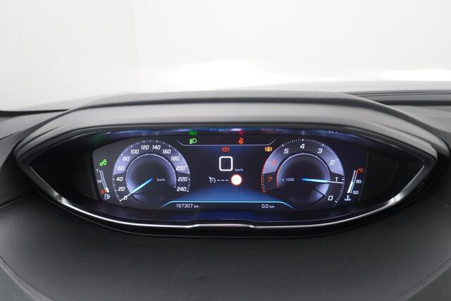 Peugeot 5008 BWJ 2020 1.2 PureTech 131 PK Blue Lease GT-Line 7 PERS. / AFN. TREKHAAK / SCHUIF PANODAK / FULL LED / DAB+ / LMV 19 INCH / NAVI / CLIMA / CRUISE / CAMERA 360 / PDC / PRIV. GLAS / ELEK. ACHTERKLEP / MULTIFUNCT. STUUR / ISOFIX / KEYLESS