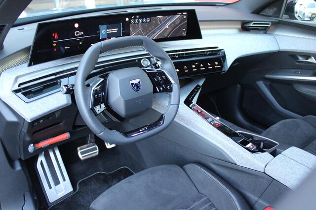 Peugeot 5008 1.2 Hybrid 136PK AUTOMAAT GT | PANORAMISCH SCHUIFDAK PACK | ALCANTARA BEKLEDING | ELEKTRISCH VERSTELBARE VOORSTOELEN MET GEHEUGENFUNCTIE | ACHTERBANK VERWARMD | DODEHOEK DETECTIE | 7-PERSOONS | ADAPTIVE CRUISE CONTROL | STOEL/STUUR VERWARMING | DRAADLOZE 