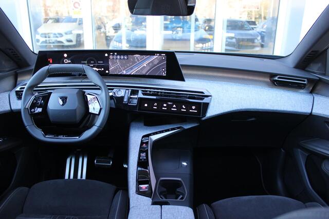 Peugeot 5008 1.2 Hybrid 136PK AUTOMAAT GT | PANORAMISCH SCHUIFDAK PACK | ALCANTARA BEKLEDING | ELEKTRISCH VERSTELBARE VOORSTOELEN MET GEHEUGENFUNCTIE | ACHTERBANK VERWARMD | DODEHOEK DETECTIE | 7-PERSOONS | ADAPTIVE CRUISE CONTROL | STOEL/STUUR VERWARMING | DRAADLOZE 