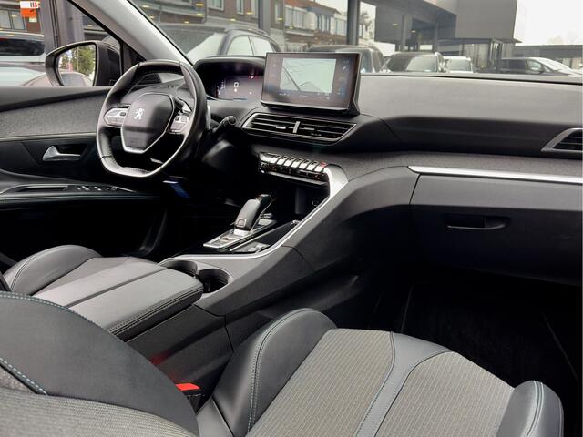 Peugeot 5008 1.2 AUT8 PURETECH ALLURE PACK 7PERS LEDER NAVI CAMERA APPLE-CARPLAY DIGI-DASH LED LMV PDC