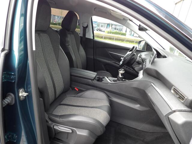 Peugeot 5008 1.2 PureTech 130pk Allure Business 7-zits Airco Navi Camera Carplay 81324km