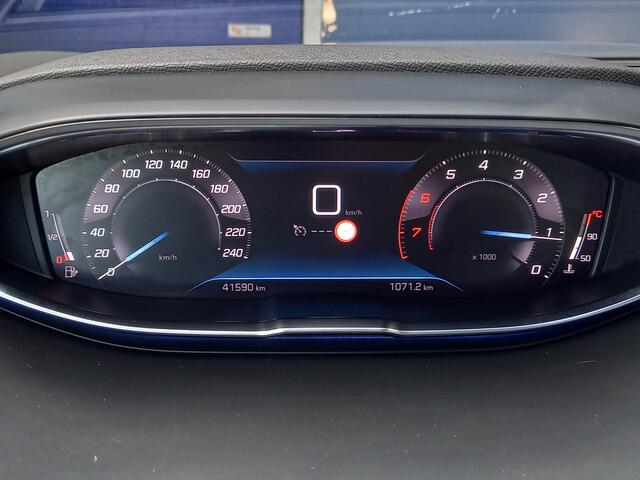 Peugeot 5008 1.2 PureTech Blue Lease Active 7-zitter en lage km's!!!!!