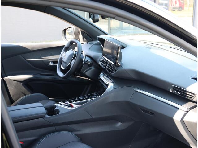 Peugeot 5008 1.2 Hybrid 136PK Allure Pack Business | AUTOMAAT | FULL LED | Blindspot | Navigatie | Climate Control | Cruise Control | 18"LMV | AppleCarPlay/AndroidAuto |