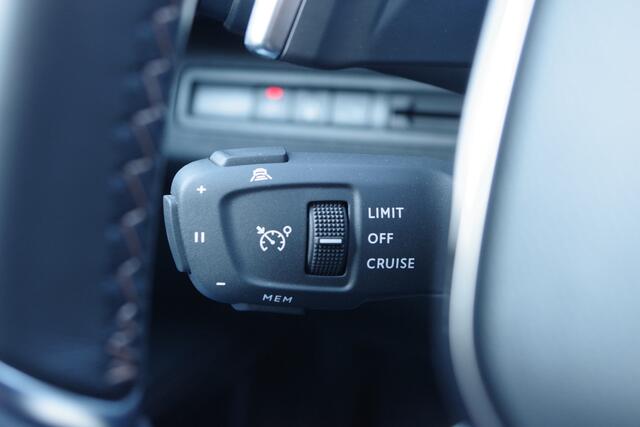 Peugeot 5008 1.2 PureTech 130 PK Automaat GT 7P , Panoramadak, LED, 360 Camera, Focal Sound, Adap. Cruise Control