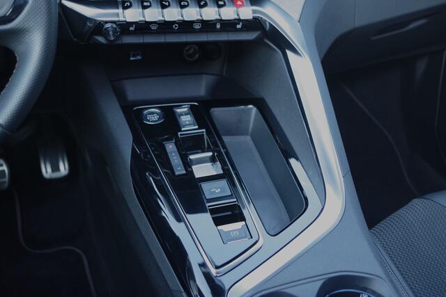 Peugeot 5008 1.2 PureTech 130 PK Automaat GT 7P , Panoramadak, LED, 360 Camera, Focal Sound, Adap. Cruise Control