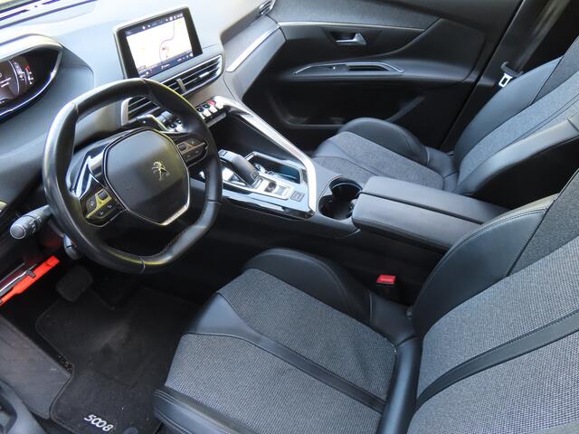 Peugeot 5008 1.5HDI Premium*ACC*Navi*EXPORT/EX.BPM*