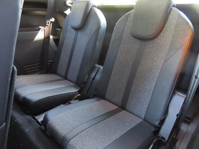 Peugeot 5008 1.5HDI Premium*ACC*Navi*EXPORT/EX.BPM*