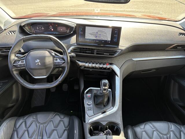 Peugeot 5008 1.2 PureTech Allure / NL Auto / 7 Pers / Android Auto / Navi / Cruise Control / Stoelverwarming / Lederen Bekleding /