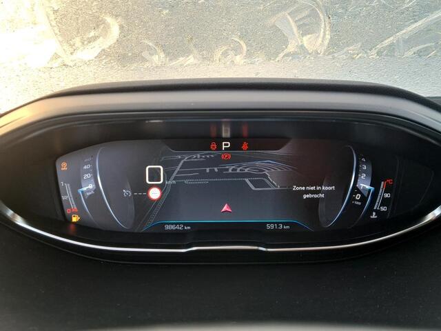 Peugeot 5008 1.2 PureTech Blue Lease 7 Pers Premium Avantage Trekhaak Camera El aklep
