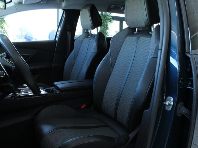 Peugeot 5008 1.2 PureTech Allure Pack CAMERA | TREKHAAK | CARPLAY |
