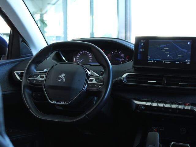 Peugeot 5008 1.2 PureTech Allure Pack CAMERA | TREKHAAK | CARPLAY |