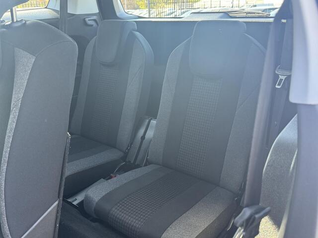 Peugeot 5008 1.2 PureTech Active 7 Zitter,2e Eigenaar,Automaat,Navi,Clima,Cruise,Pdc,131pk,Nieuwe Distributie,Apk tot 10-2025