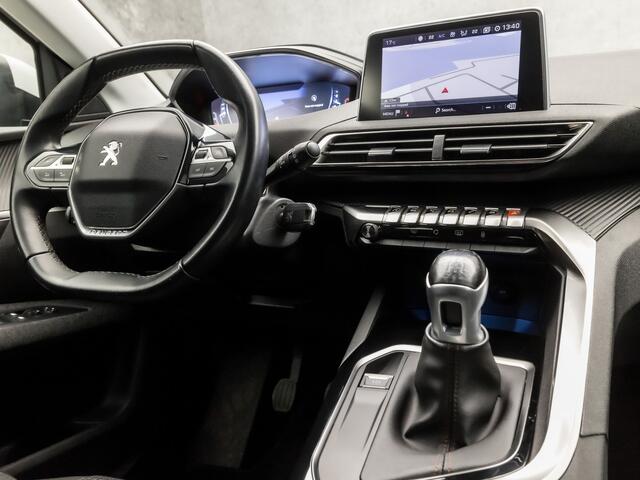 Peugeot 5008 1.2 PureTech Sport 7 Persoons (APPLE CARPLAY, GROOT NAVI, GETINT GLAS, DAB+, SPORTSTOELEN, PARKEERSENSOREN, CRUISE, NIEUWE APK, NIEUWSTAAT)